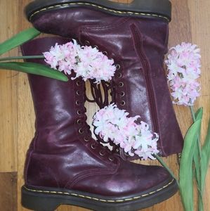 🍒 red 14 eye Dr martens boots 🍒